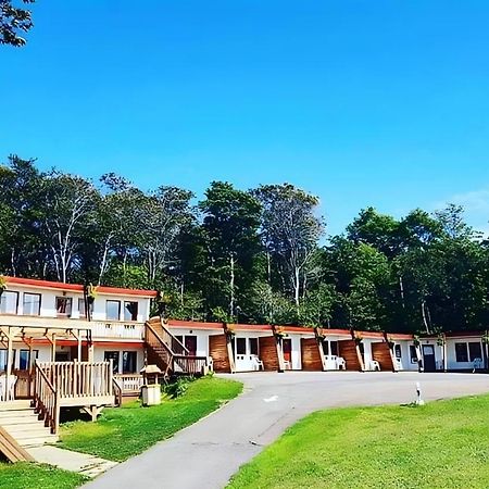 Motel Ile D'Orleans Sainte-Petronille ภายนอก รูปภาพ