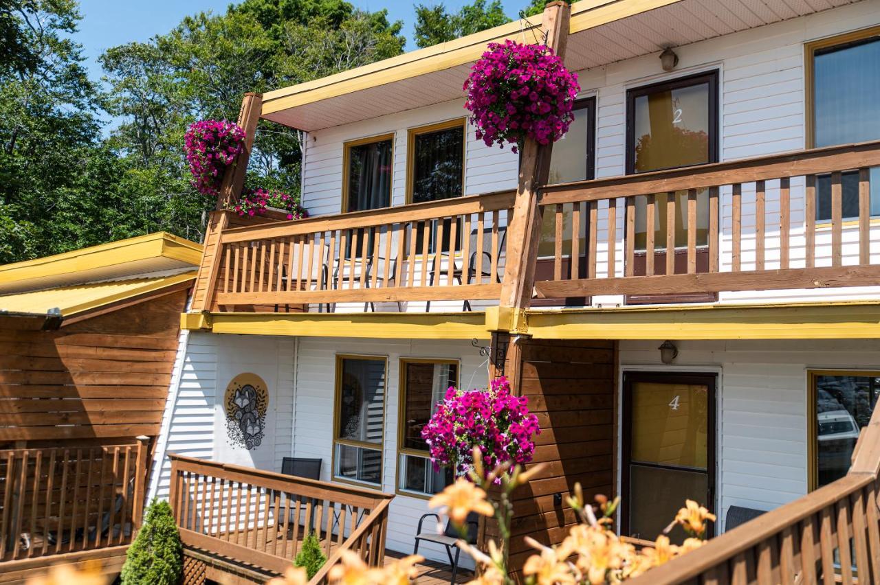 Motel Ile D'Orleans Sainte-Petronille ภายนอก รูปภาพ